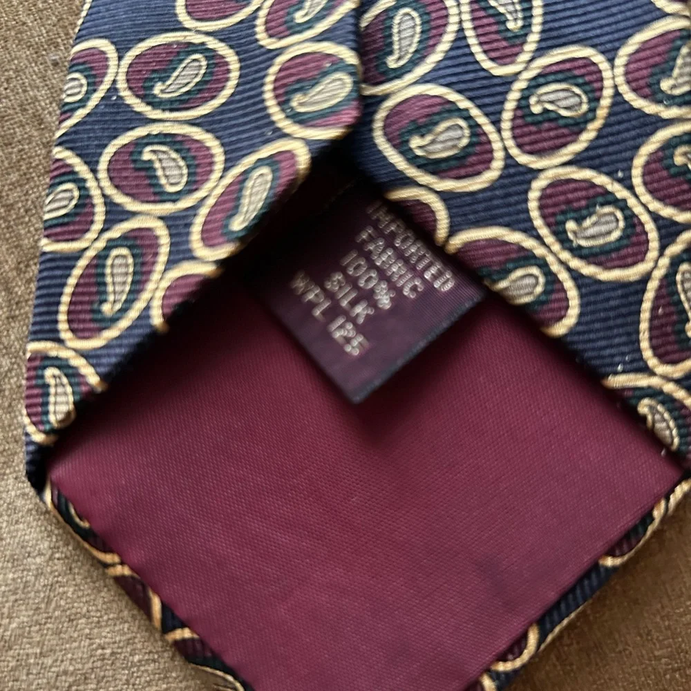 Chaps Paisley Tie Burgundy Navy Preppy Classic